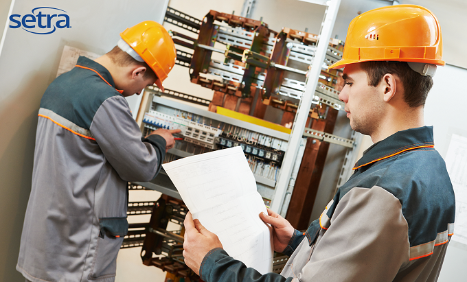 What do electrical contractors look for in a power meter?